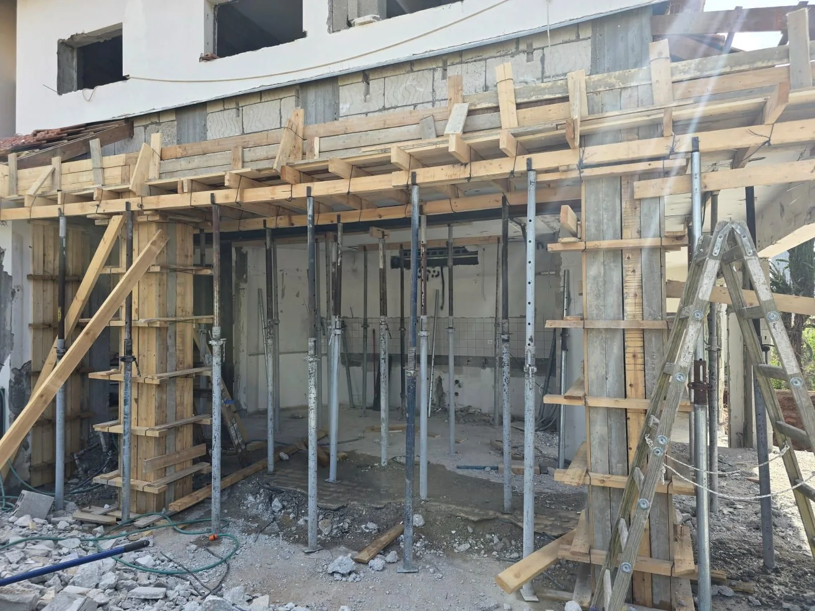 תמונה מעבודה של י.ד זהב — פרויקט שיפוץ ובניה 13 מתוך 22